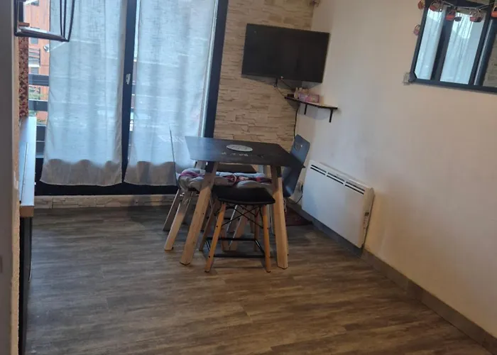 Appartement Centre Station Risoul 1850 Pied Des Pistes Le Villaret 2